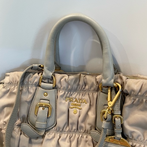 SOLD Prada Gaufre Convertible tote bag SOLD - Picture 8 of 16